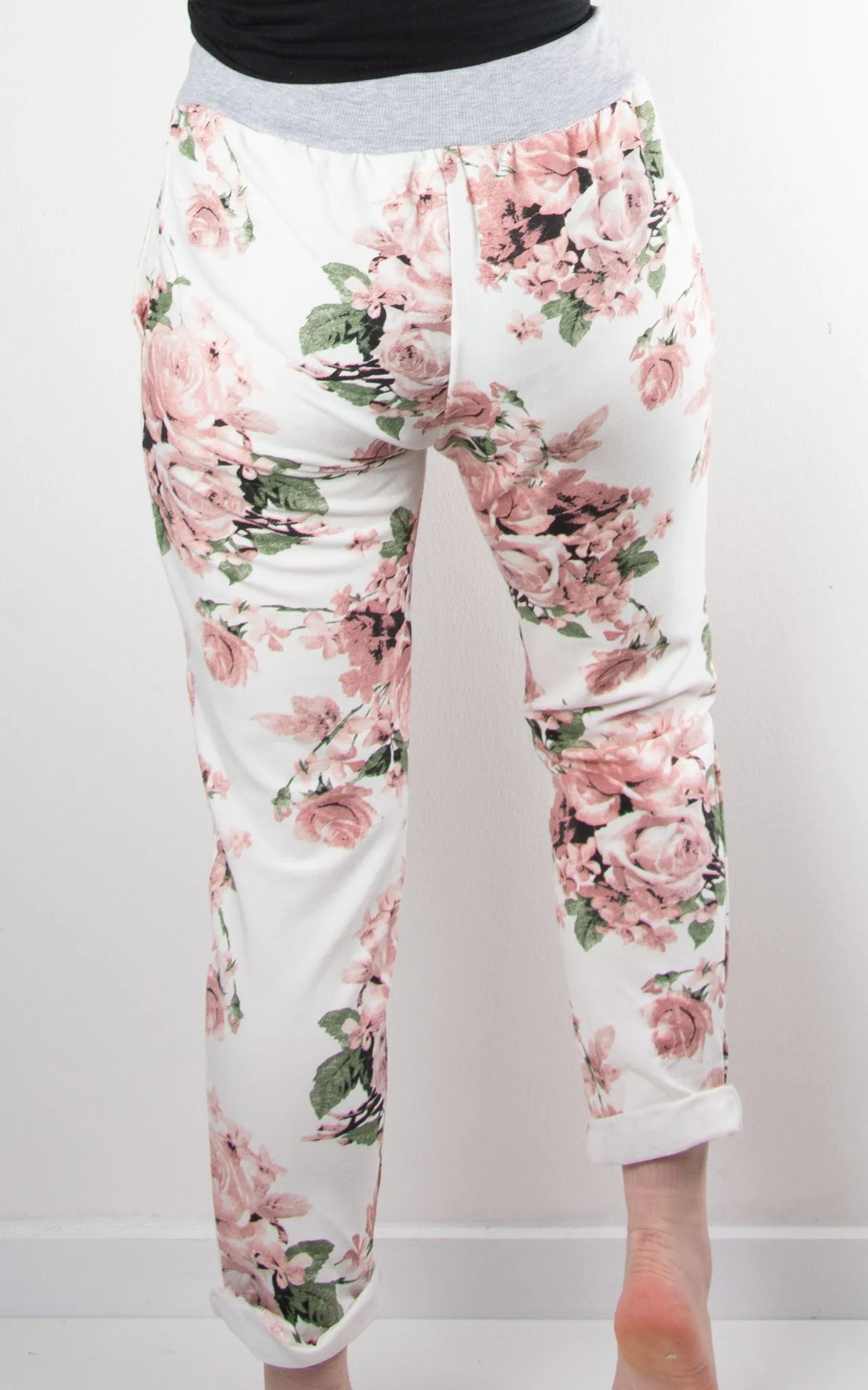 Basic Jogger | Rose Blossom | White