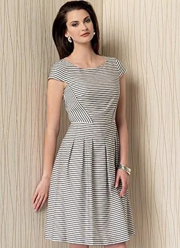 CLEARANCE • VOGUE PATTERN MISSES' CAP SLEEVE, PLEATED-SKIRT DRESS 1499