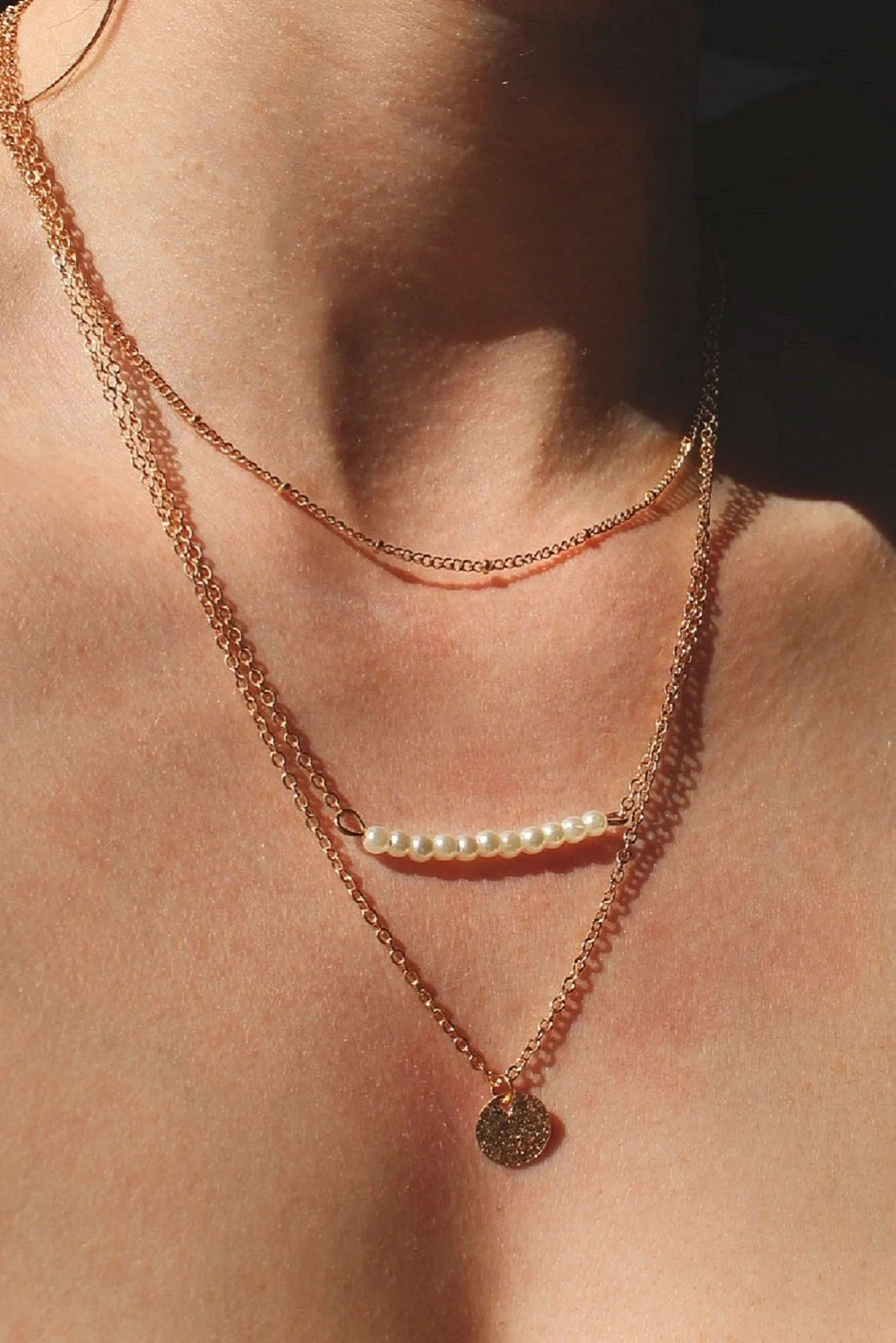 Gold Pearl And Circle Layer Necklace