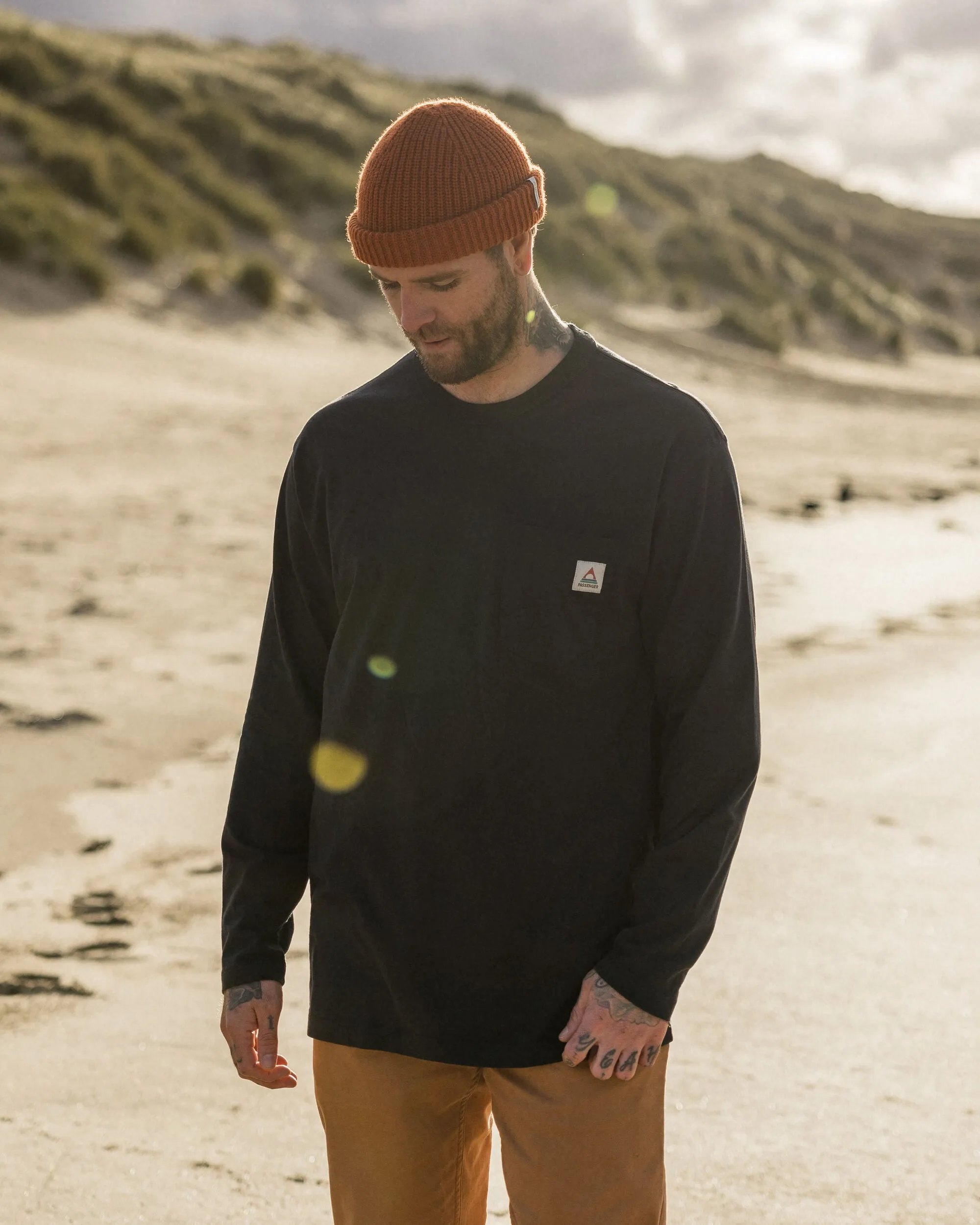 Heritage Recycled Relaxed Fit LS T-Shirt - Black