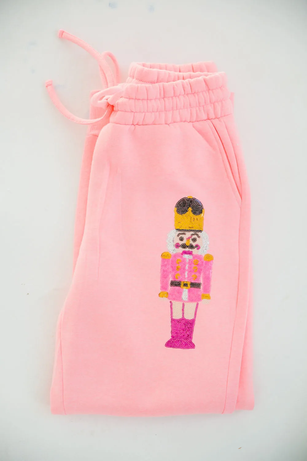 NUTCRACKER JOGGERS