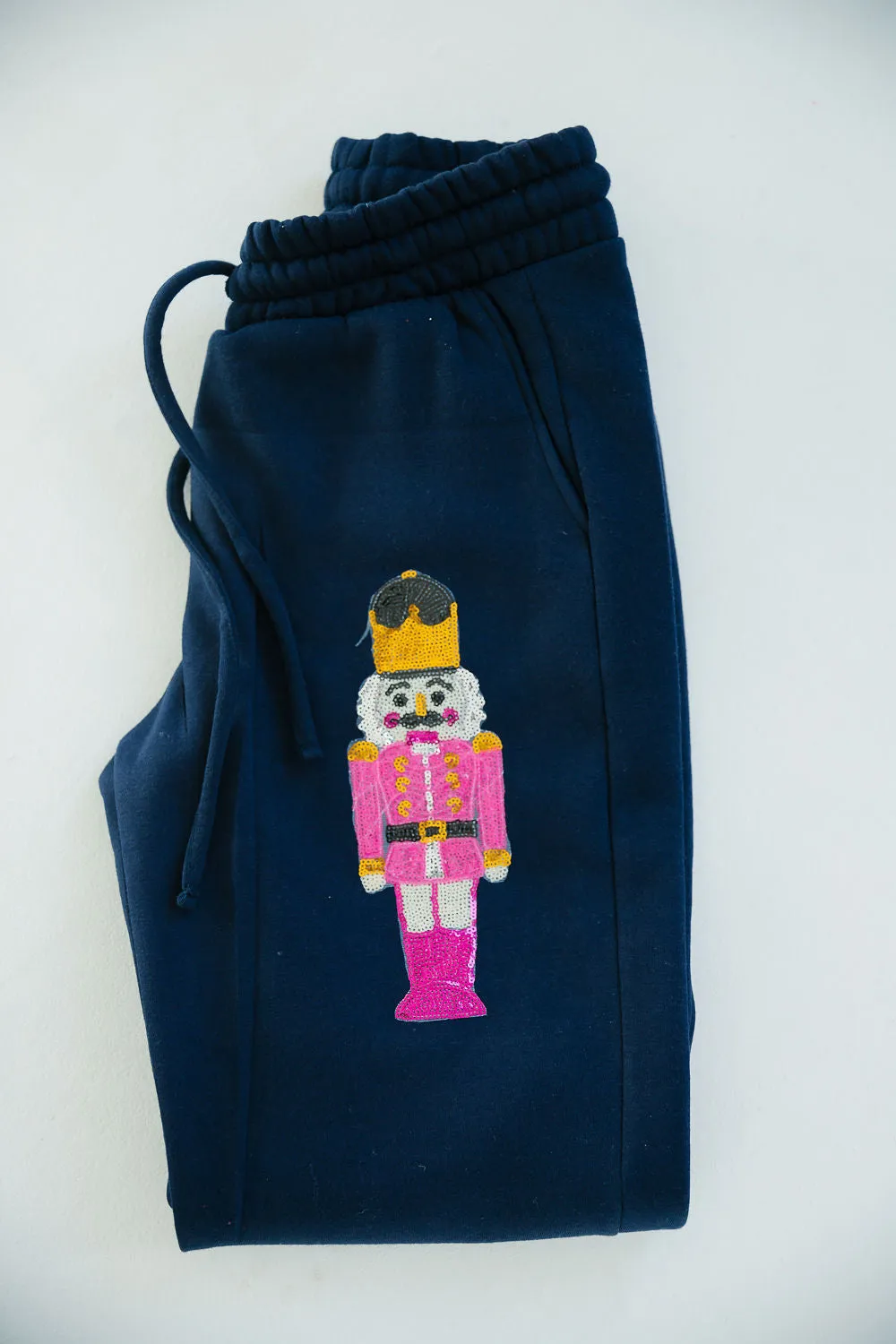 NUTCRACKER JOGGERS