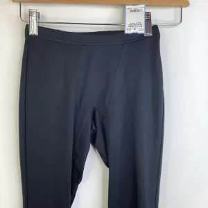 Size 8: Columbia Omni-Heat Base Layer Pants